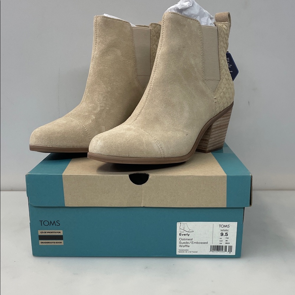 TOMS Everly Women's Tan Ankle Booties size 9.5 nwt